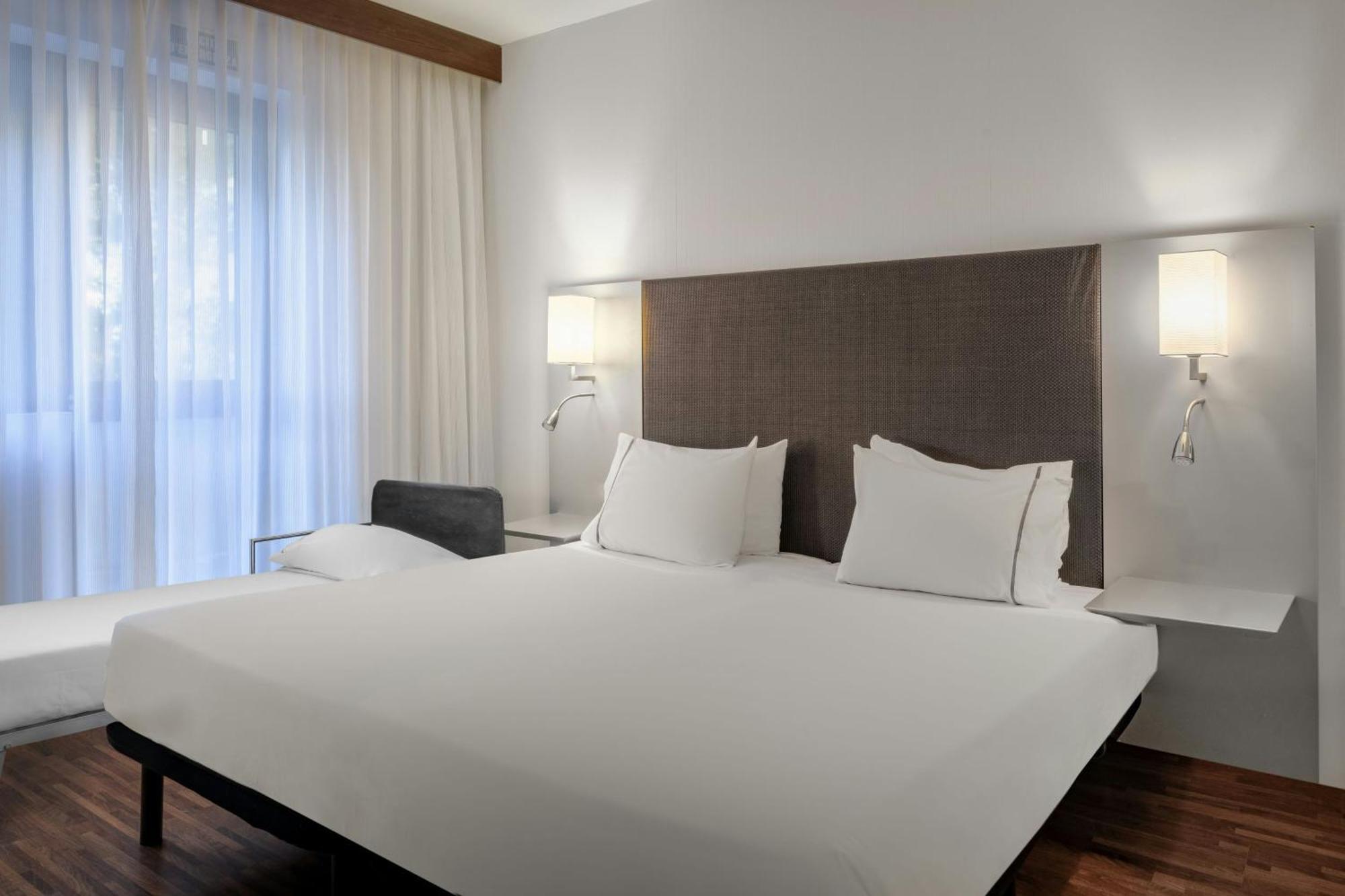 Ac Hotel By Marriott Пиза Екстериор снимка