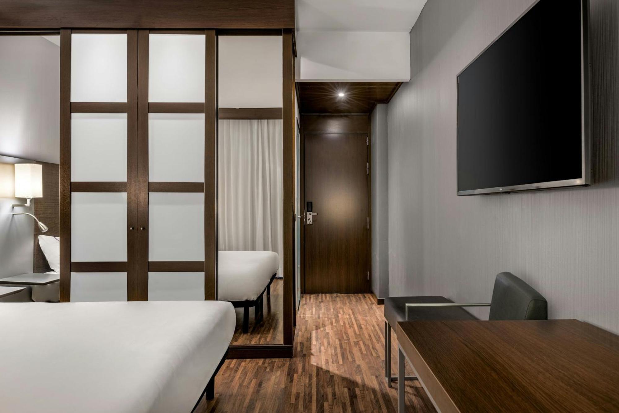 Ac Hotel By Marriott Пиза Екстериор снимка